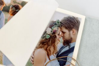 Tips for Creating Personalized Wedding Photo Albums